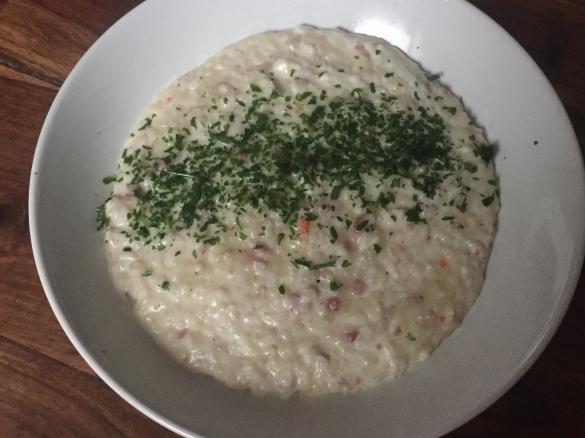 Risotto mit Frischkäse und Speck
