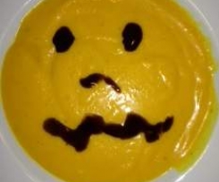 Halloween:KürbisSuppe cremig mit Cocos, Ingwer & Möhren