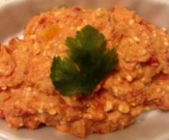 Feta-Paprika-Aufstrich mit Mandeln