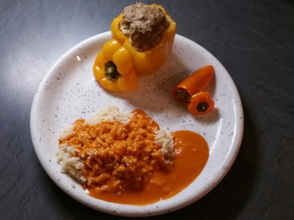 Gefüllte Paprika Variation