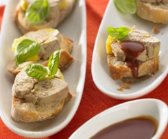 Entenleberpastete an Weinsauce