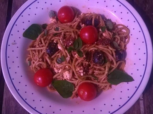 Mediterraner Spaghettisalat