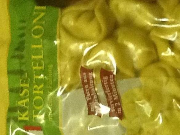 Gemüse in Kräutersauce mit Tortellini