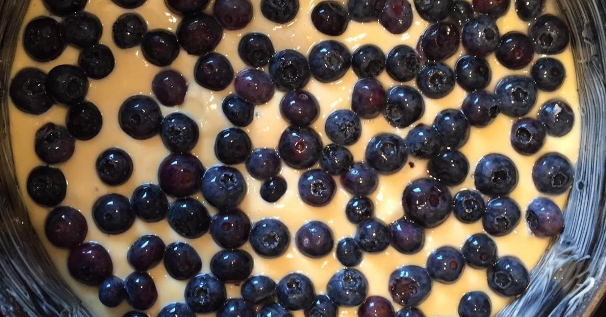 Variation Kalorienarmer Apfelkuchen mit Heidelbeeren/Blaubeeren von ...