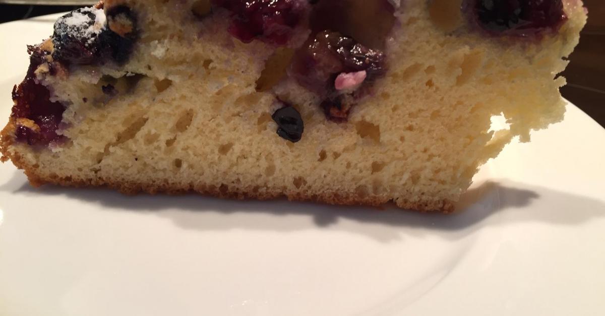 Variation Kalorienarmer Apfelkuchen mit Heidelbeeren/Blaubeeren von ...