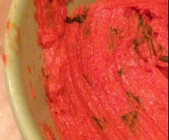 Hammer-Tomaten-Basilikum-Knoblauchbutter