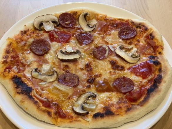 Pizzateig für Beefer mit Pizzastein ( mit Dinkelmehl)