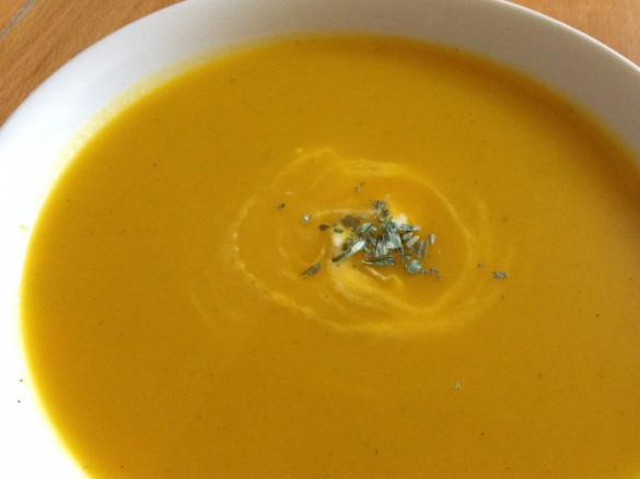 Karotten-Joghurt-Suppe (WW-geeignet)