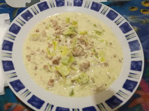 Hackfleisch Lauch Käse Suppe