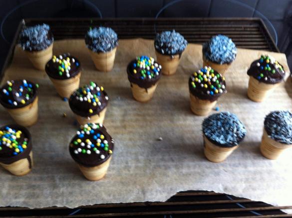 Tassen Waffelbecher Kuchen