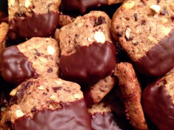 Schokoladen-Nuss-Plätzchen