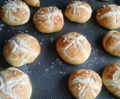 Laugenbrötchen