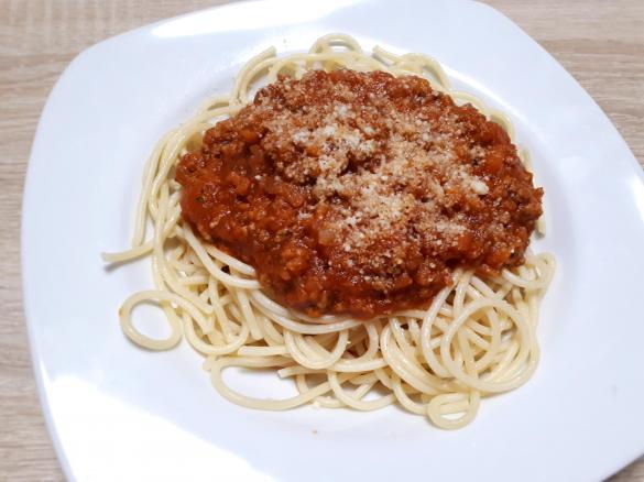 Anna's original italienische Bolognese (vom Herd)