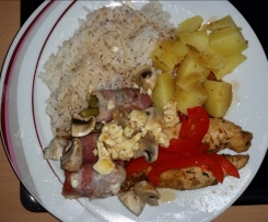 Hähnchen Innenfilet mit Speck ummantelte bohnen , Kartoffeln und Gemüse...  