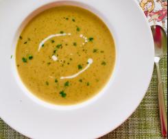 Zucchini-Suppe