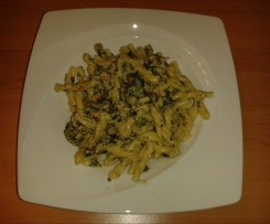 Weißweinsoße mit Spinat & Thunfisch