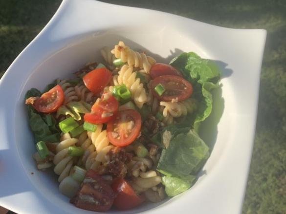 Nudelsalat (mediterran)