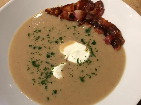 Maronen Suppe mit Bacon
