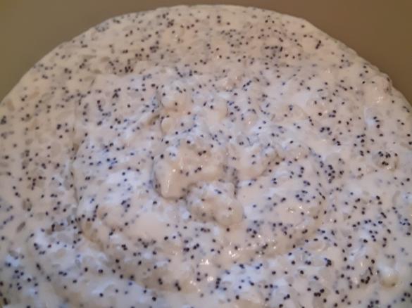 Milchreis mit Mohn und Marzipan