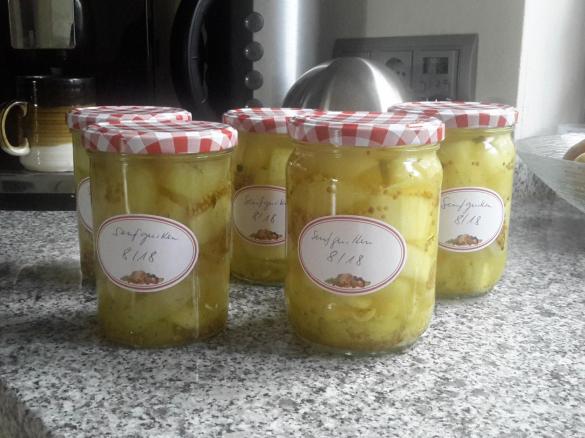 Süss-saure Senfgurken