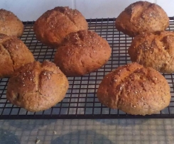 Chia-Dinkelbrötchen