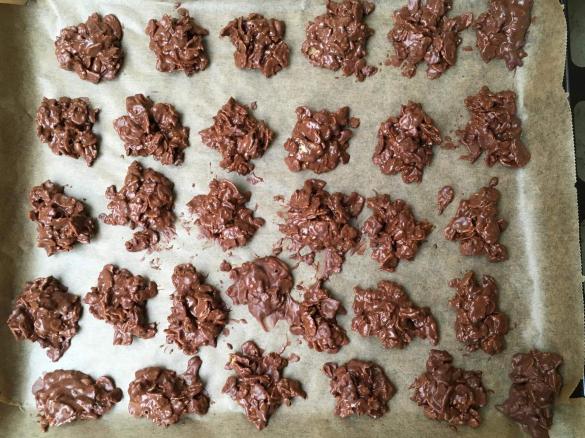 krosse Schoko-Cornflakes-Häufchen - super einfach und schnell