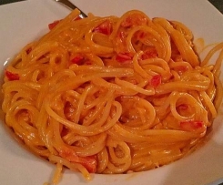 Pasta in cremiger Paprika - Sauce 