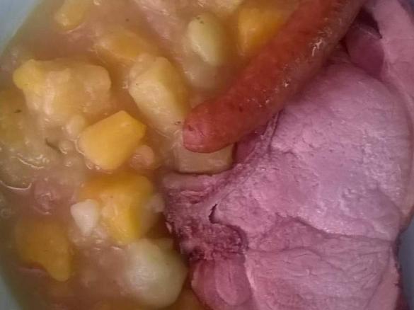 Steckrüben-Kartoffelgemüse mit Kassler und Wurst, all-in-one