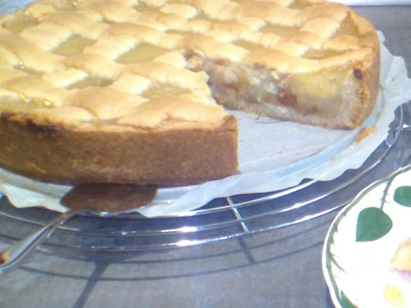 Apfelkuchen mit Äpfeln und Mus nach holländischer Art