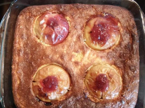 Reisauflauf mit versunkenen Äpfeln