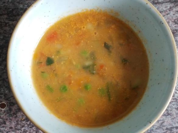Gemüsesuppe a`la Mama