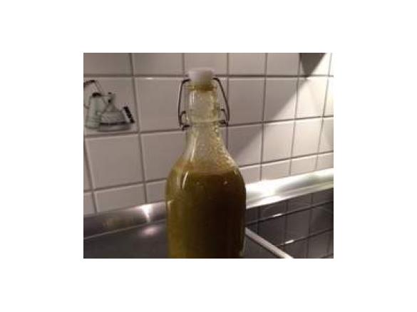 Wein-Senf Dressing