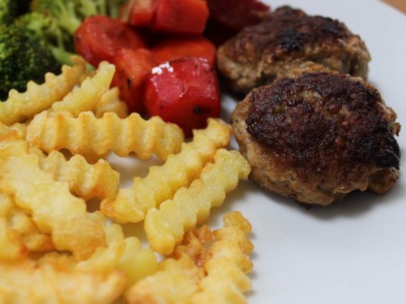 Frikadellen mit einem Hauch des Nahen Ostens "  eingedeutscht"