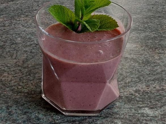 Beeren - Protein - Smoothie