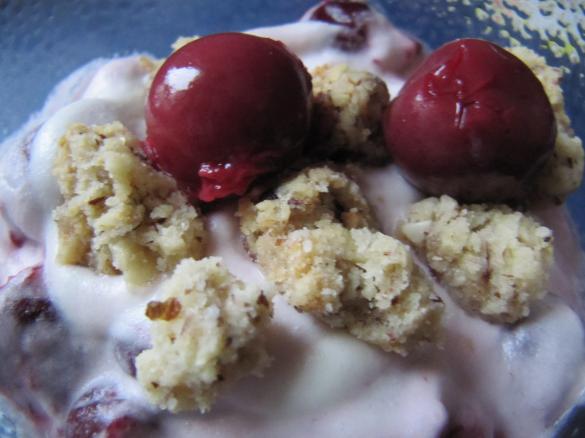 Traumdessert mit Früchten