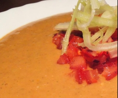 Tomatensuppe a la et