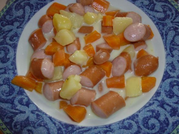 Würstchenragout