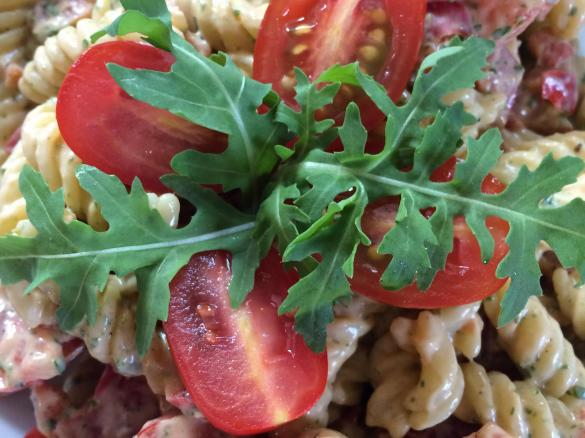 Nudelsalat mit Paprika