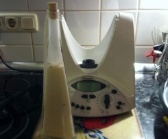 Variation von Hugo-Likör