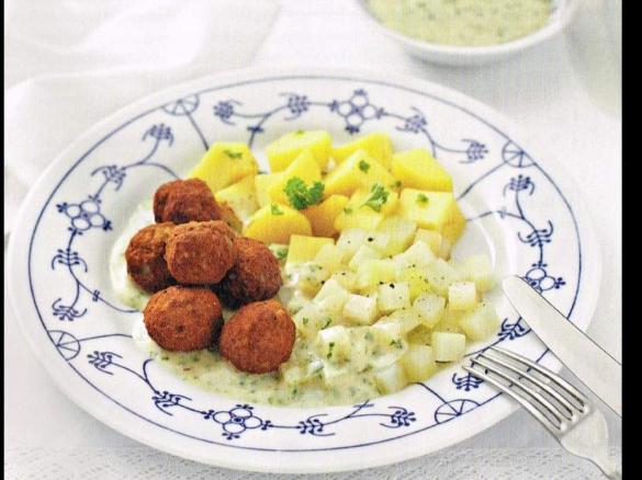 Bratwurstbällchen mit Kohlrabi und Kartoffeln (Finessen 03/2014)