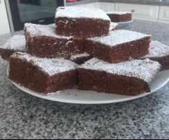 Saftiger Schokoblechkuchen mit Öl