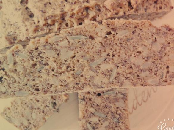 Dunkles Kürbiskernbrot - GLUTENFREI