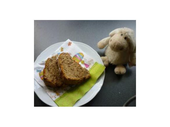 Saftiger Eierlikör-Pfundskuchen mit Schokostückchen