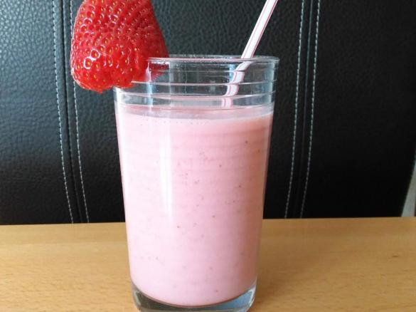 Erdbeer-Joghurt-Frappe