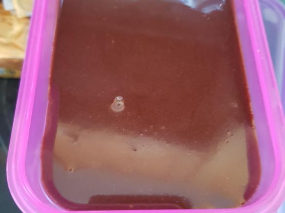 Schoko-Mandel-Nougatcreme