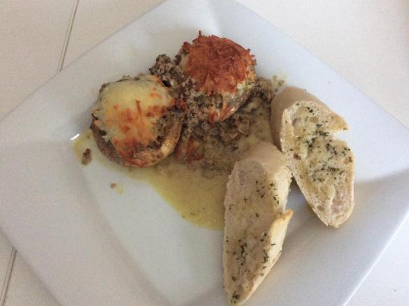 Gefüllte Riesenchampignons