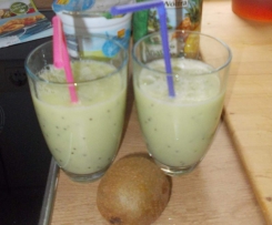 Kiwi-Ananas-Shake 