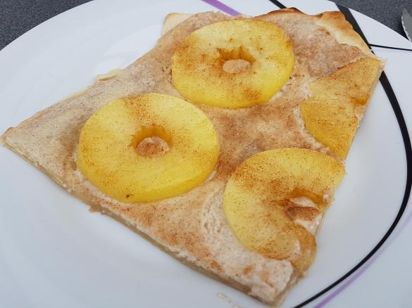 Apfel-Zimt Flammkuchen