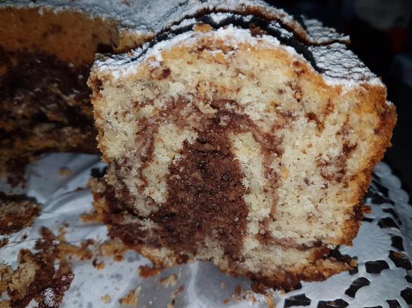 Nuss-Marmor-Kuchen - super lecker - saftig