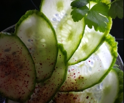 Gerrys einfacher Gurkensalat - trotzdem ein bißl anders ...